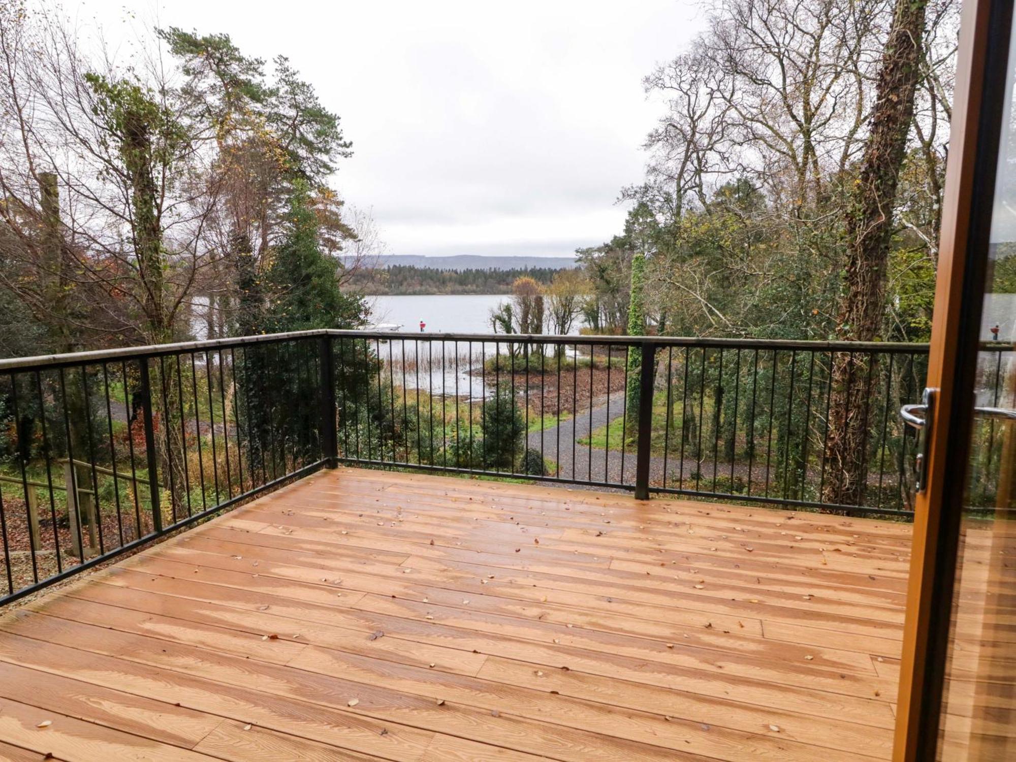 7 Waters Edge Villa Enniskillen Exterior photo